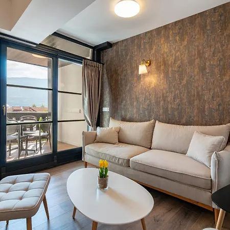 Apartment Elena - Dolni Saraj *