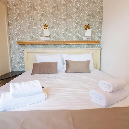 Apartment Elena - Dolni Saraj *
